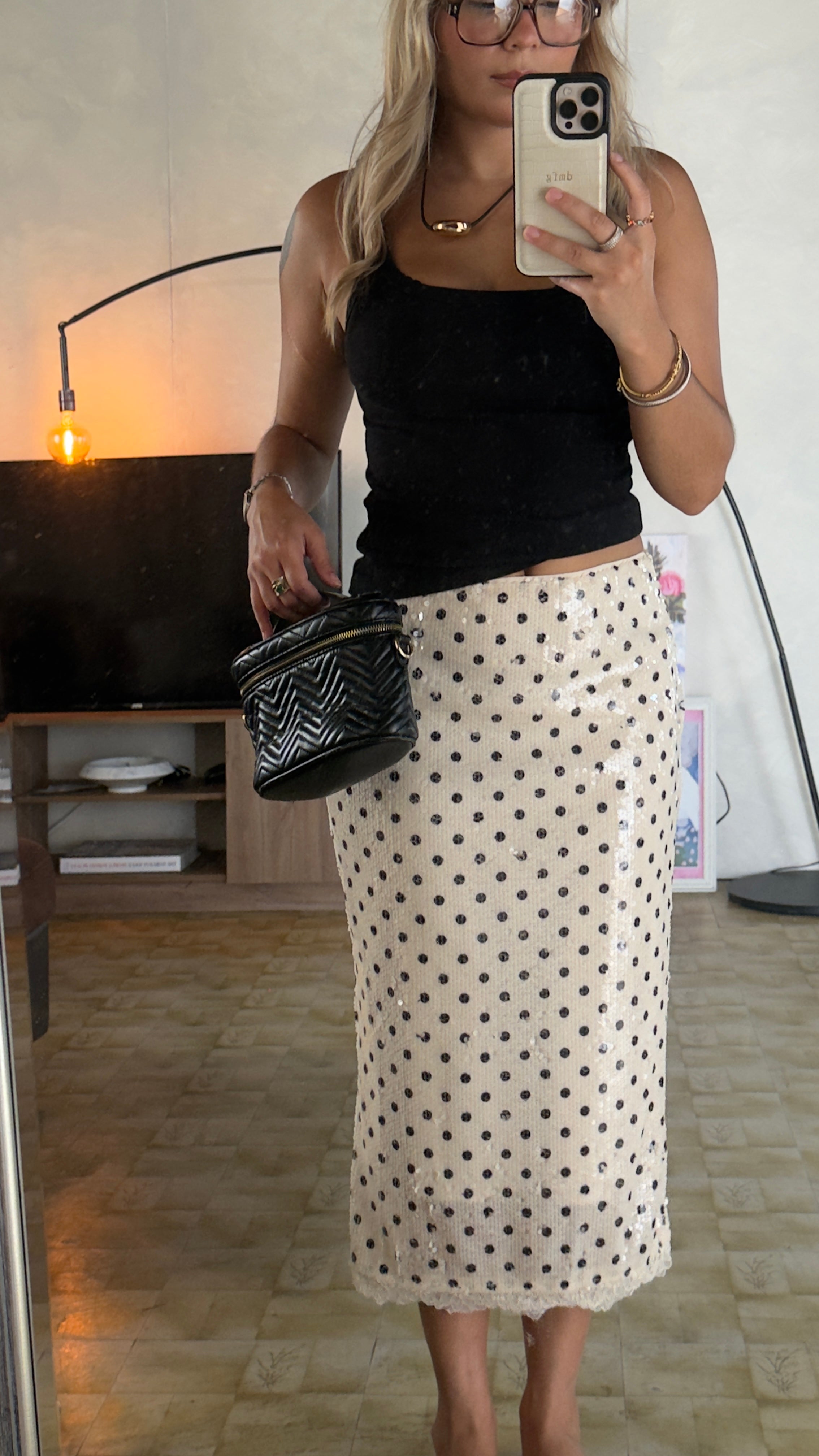 chic sequins skirt