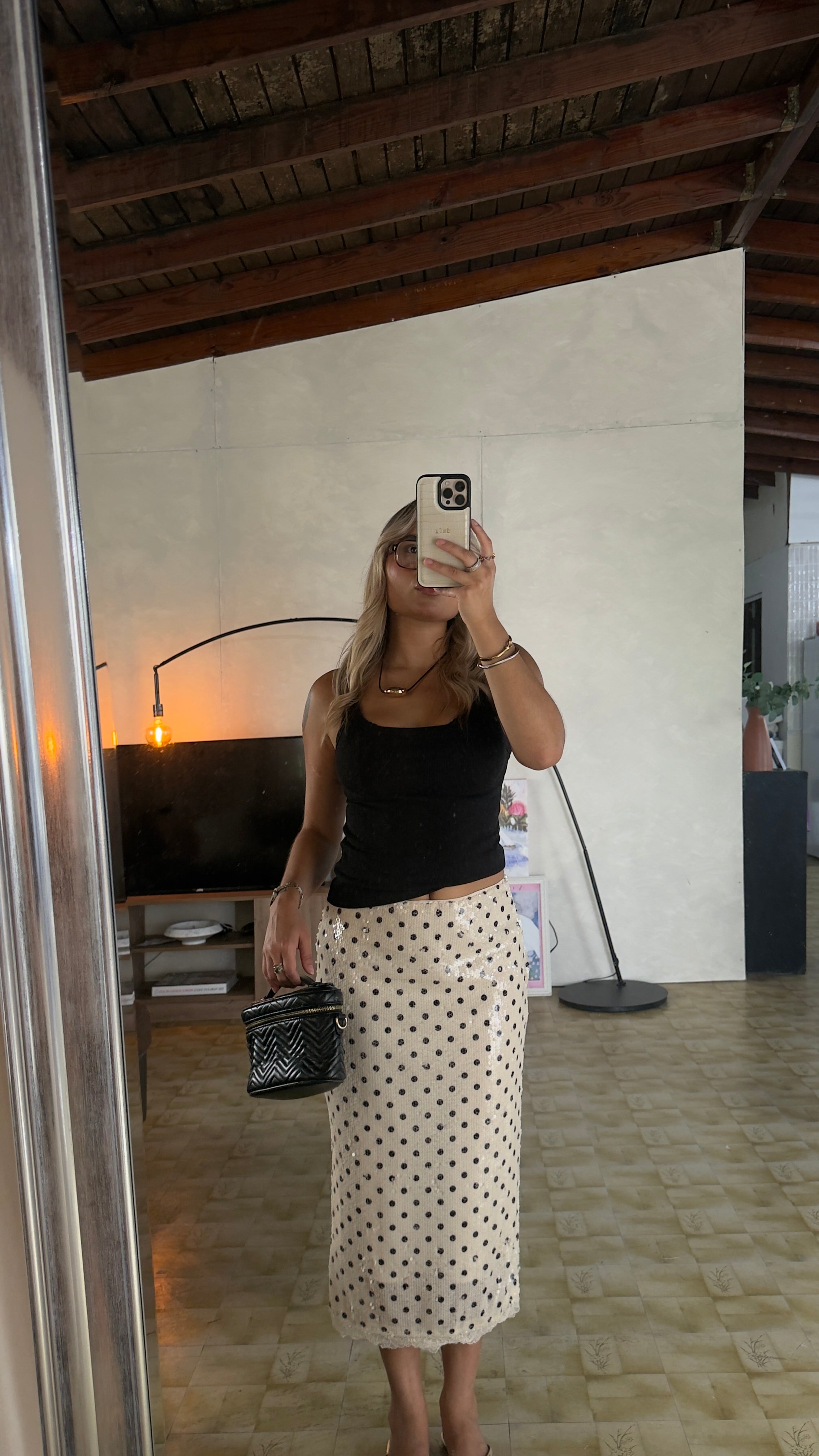 chic sequins skirt