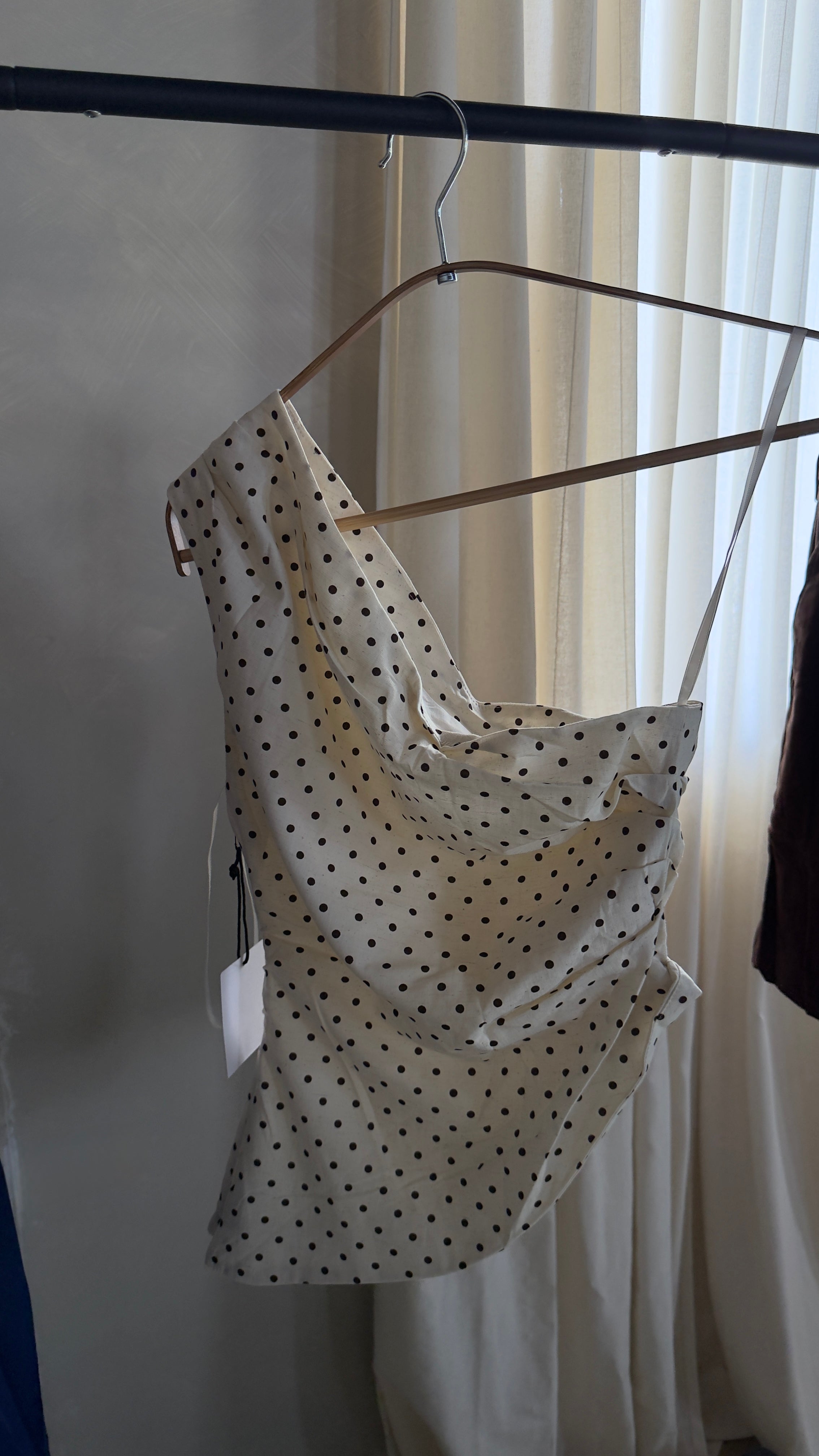 polka dots top
