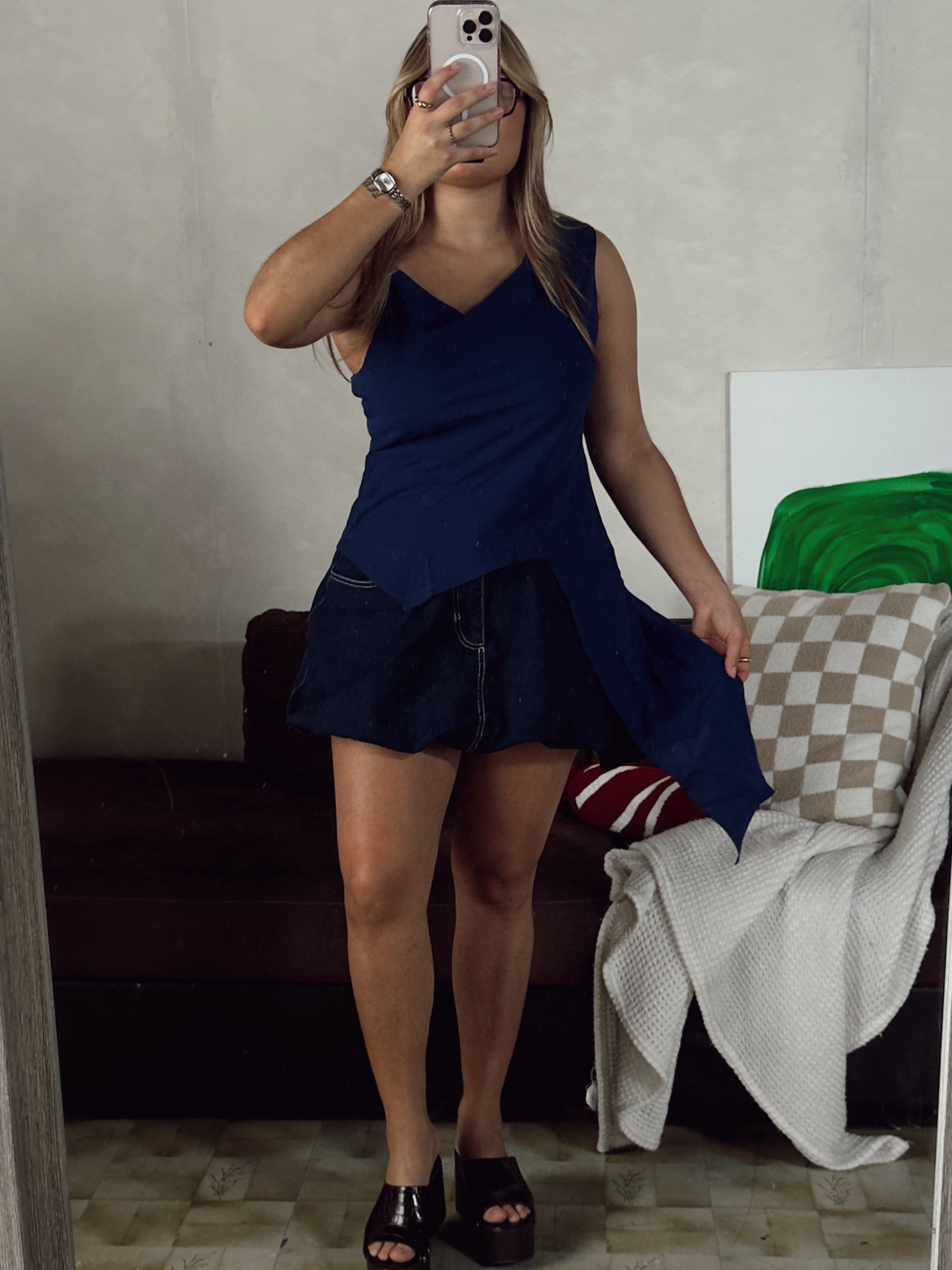 aura asymmetrical top