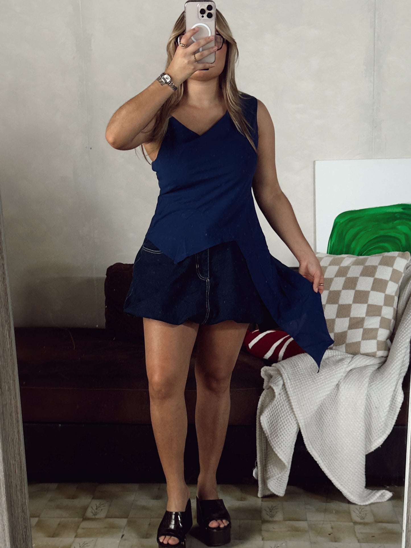 aura asymmetrical top